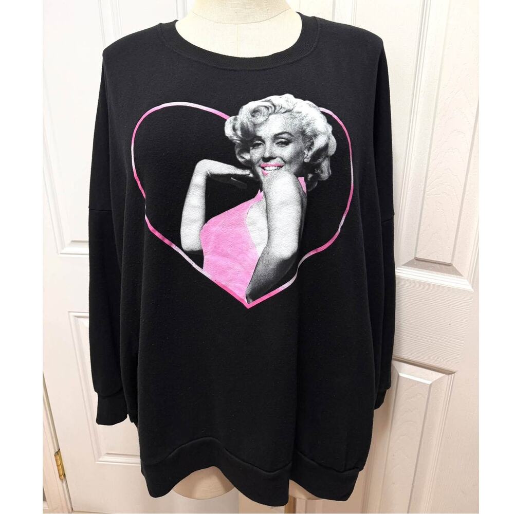 Torrid 6 Marilyn Monroe Pin Up Black Pink Heart Fleece Sweatshirt Plus Size 6X